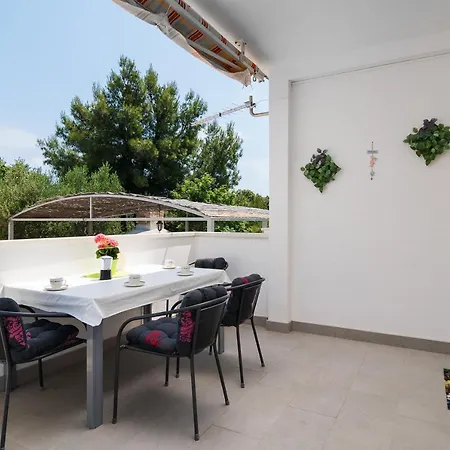 Διαμέρισμα Baybeach Sevid